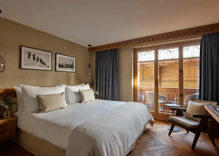 Miiro The Mansard Hotel