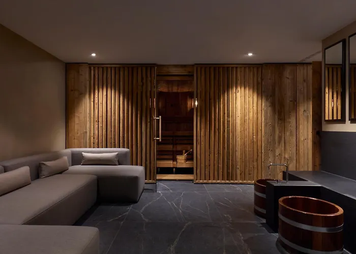 Miiro The Mansard Hotel